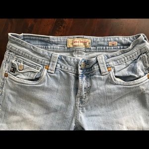 Woman’s MEK denim shorts